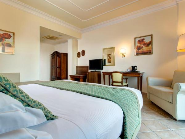 Hotel Athena : photo 7 de la chambre chambre double ou lits jumeaux exécutive