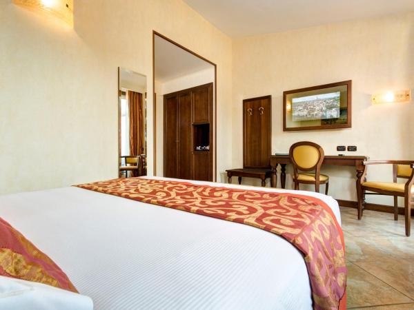 Hotel Athena : photo 4 de la chambre chambre deluxe double ou lits jumeaux