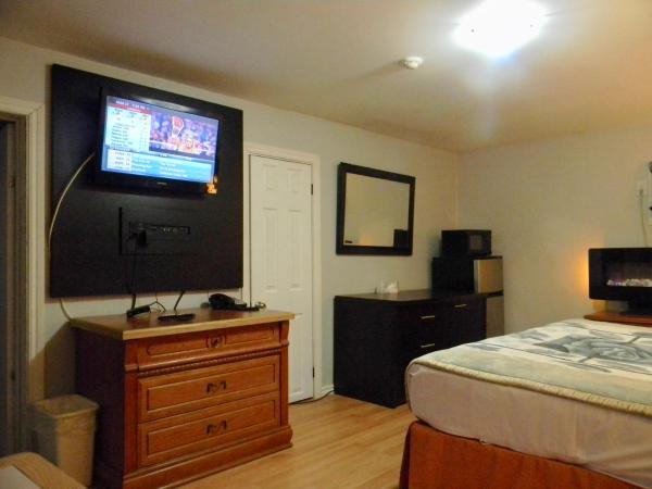 American Plaza Motel : photo 1 de la chambre chambre lit king-size