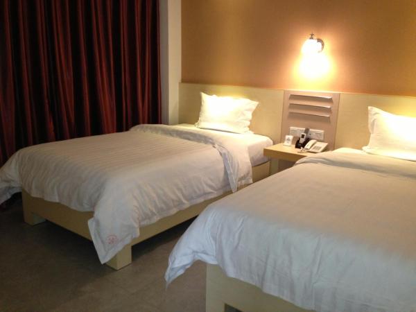 Guang Dong Hotel : photo 1 de la chambre chambre affaires lits jumeaux