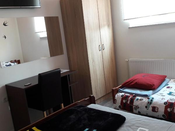 Hostel IN Club : photo 1 de la chambre chambre lits jumeaux deluxe