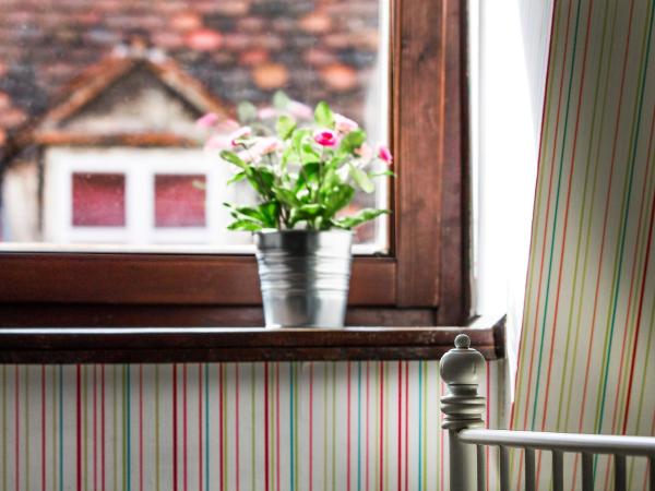 Hostel Centar : photo 5 de la chambre chambre lits jumeaux avec salle de bains commune