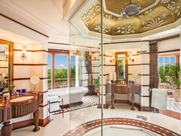 The Oberoi Amarvilas Agra : photo 5 de la chambre suite de luxe avec 2 balcons - vue sur taj mahal