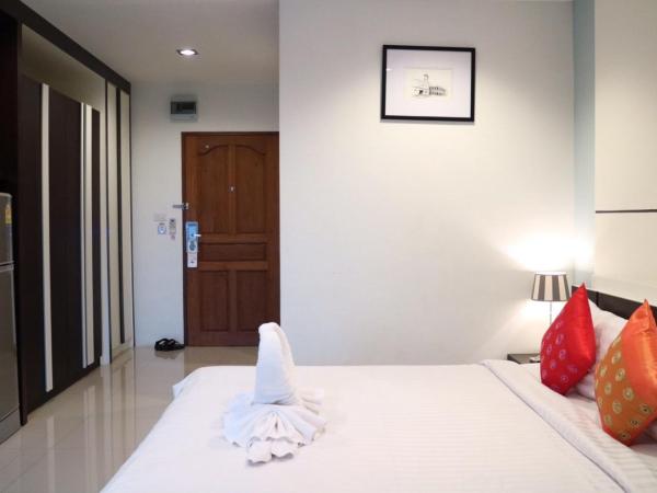 CA Hotel and Residence Phuket - SHA Extra Plus : photo 7 de la chambre chambre double deluxe