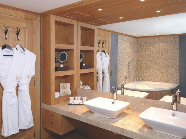 Chalet RoyAlp Hôtel & Spa : photo 3 de la chambre chambre double exécutive avec terrasse