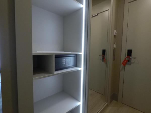 Hotel América Sevilla : photo 8 de la chambre chambre double ou lits jumeaux deluxe avec terrasse