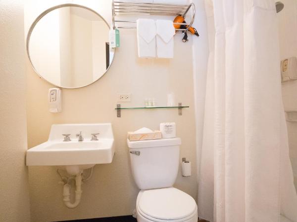 Stay Hotel Waikiki : photo 1 de la chambre chambre lit queen-size boutique