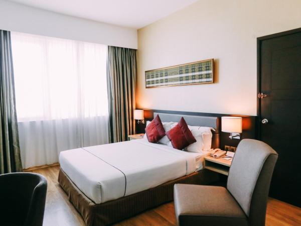 Hotel Granada Johor Bahru : photo 1 de la chambre chambre exécutive deluxe lit queen-size