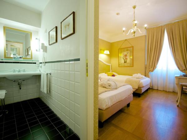 Hotel Mercure Milano Centro : photo 7 de la chambre chambre lits jumeaux standard - non-fumeurs 