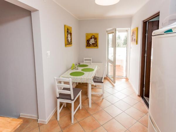 Grey House : photo 1 de la chambre chambre double avec salle de bains privative