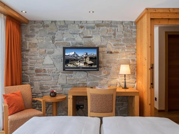 Hotel Phoenix : photo 2 de la chambre chambre double standard