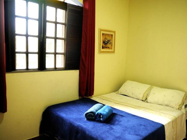 Le House Hostel : photo 5 de la chambre chambre double avec salle de bains privative