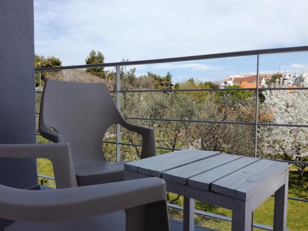 Guest House Dragić : photo 9 de la chambre chambre double avec balcon