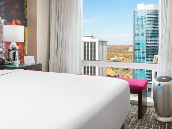 Hyatt Centric Arlington : photo 8 de la chambre pure hypoallergenic room