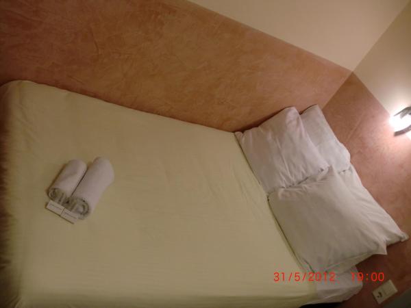Budget Hotel Neutraal : photo 1 de la chambre chambre simple