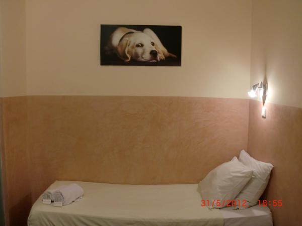 Budget Hotel Neutraal : photo 6 de la chambre chambre simple