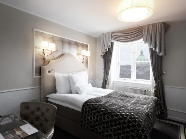 Phoenix Copenhagen : photo 2 de la chambre petite chambre double