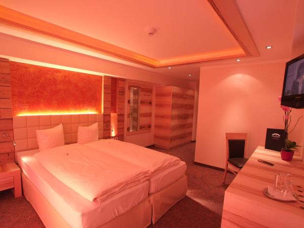 Hotel Garni Muttler Alpinresort & Spa : photo 2 de la chambre chambre double supérieure