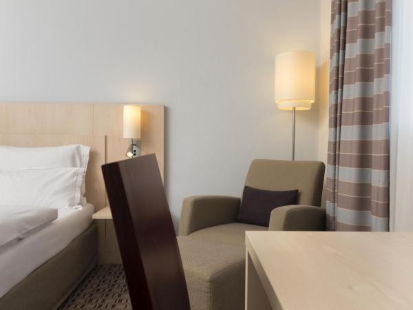 Mercure Hotel Mannheim am Friedensplatz : photo 2 de la chambre chambre double supérieure