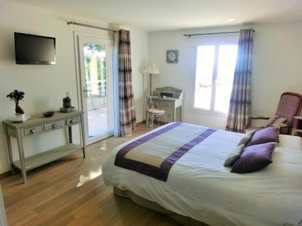 Villa Azur Golf : photo 7 de la chambre chambre double supérieure - vue sur mer