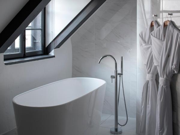 William Gray by Gray Collection : photo 5 de la chambre suite lit king-size - maison william grey