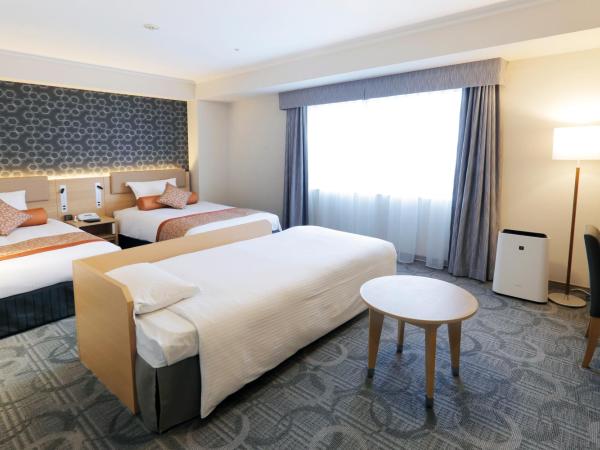 Sapporo Excel Hotel Tokyu : photo 4 de la chambre chambre lits jumeaux supérieure avec lit d'appoint - non-fumeurs - Étage avec vue sur excel