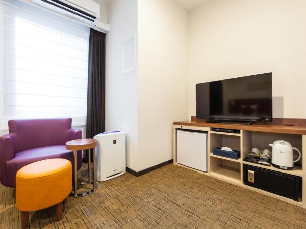 HOTEL MYSTAYS Haneda : photo 4 de la chambre chambre double pour personnes à mobilité réduite - non-fumeurs
