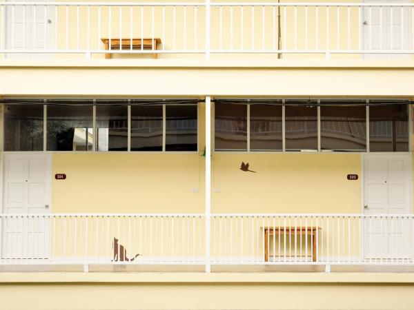 Feung Nakorn Balcony Rooms and Cafe : photo 9 de la chambre chambre deluxe double ou lits jumeaux