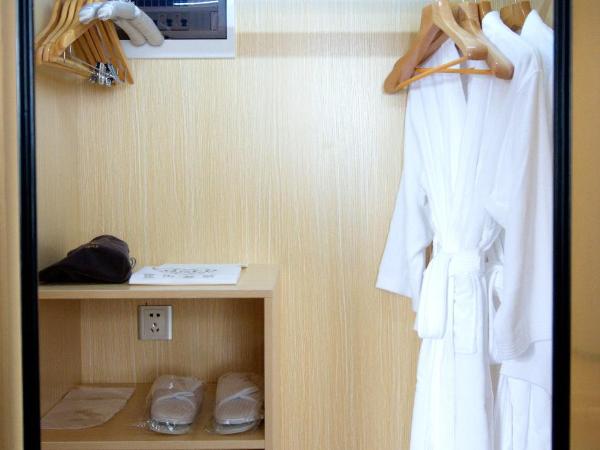 Guangzhou Seaman Hotel-Line 2 JiangNanXi Station : photo 4 de la chambre chambre lits jumeaux deluxe