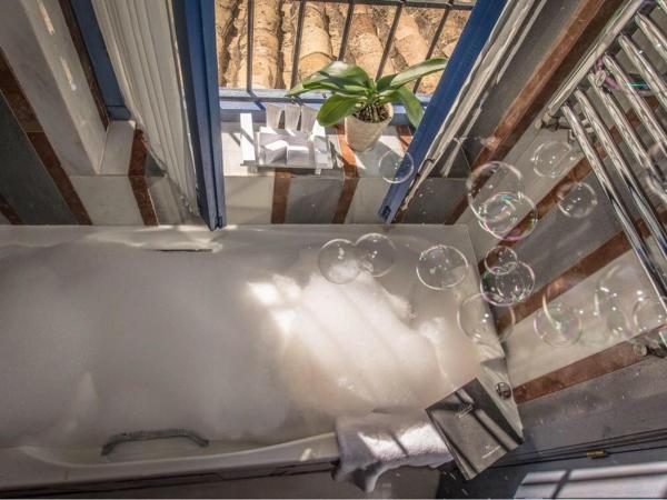 Las Casas de la Judería de Córdoba : photo 7 de la chambre suite junior