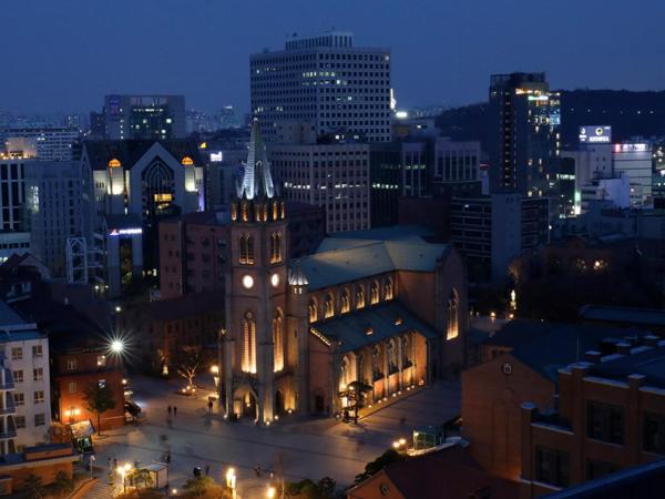 Step Inn Myeongdong 1 : photo 1 de la chambre chambre double – vue sur ville