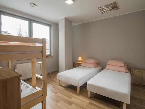 Sea Hostel : photo 2 de la chambre chambre quadruple