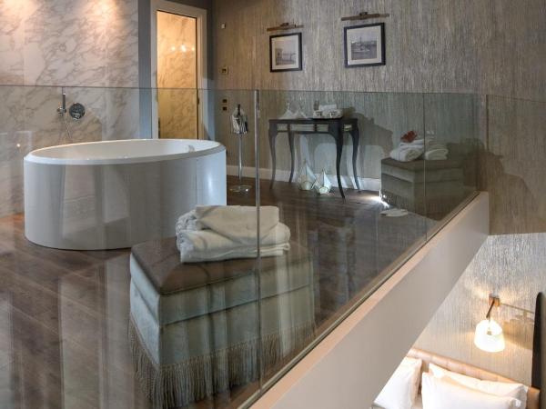 Palazzo Veneziano - Venice Collection : photo 7 de la chambre suite lune de miel avec bain à remous
