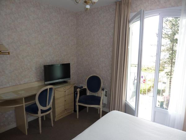 Hôtel La Concorde : photo 5 de la chambre chambre double supérieure - vue sur mer