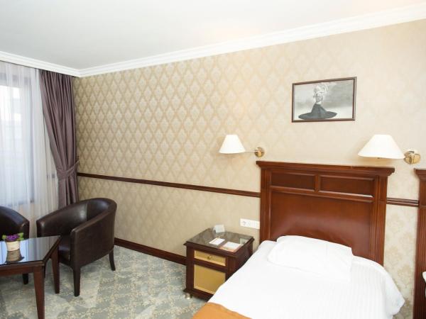 Topkapi Inter Istanbul Hotel : photo 6 de la chambre suite