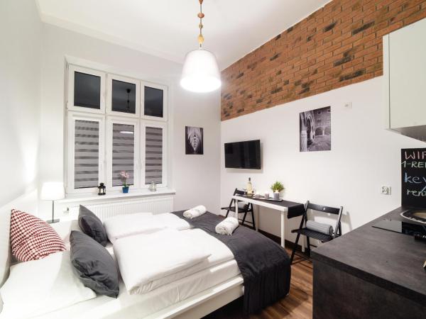 2 Nights Apartments - great location, right next to Main Rail and Bus Station, 10 min to Main Square by foot : photo 4 de la chambre appartement supérieur