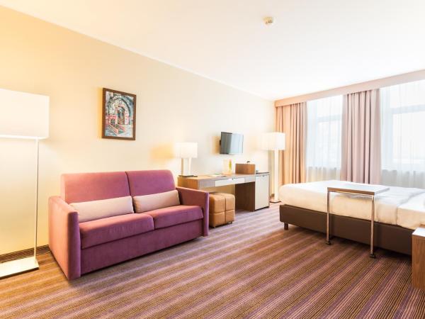 Hotel DeSilva Premium Poznań : photo 4 de la chambre chambre triple exécutive