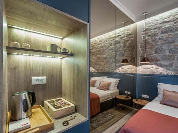 Zadera Accommodation : photo 8 de la chambre chambre double deluxe avec baignoire