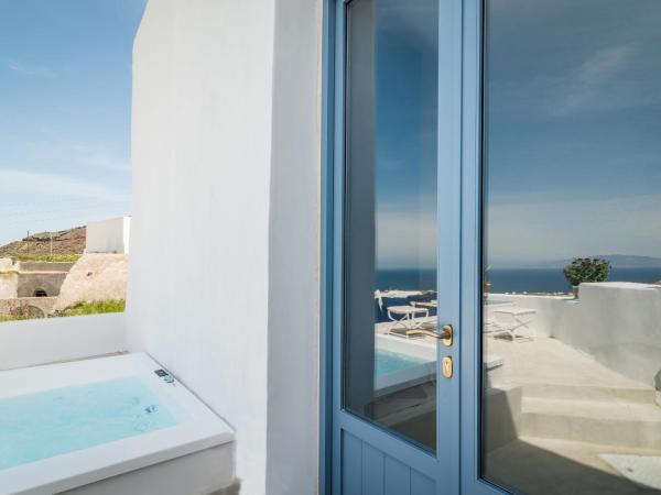 Fava Eco Suites : photo 10 de la chambre petite suite avec jacuzzi privé extérieur