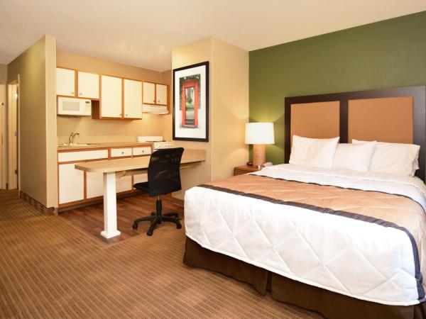 Extended Stay America Suites - Houston - Med Ctr - NRG Park - Kirby : photo 9 de la chambre studio lit queen-size - non-fumeurs
