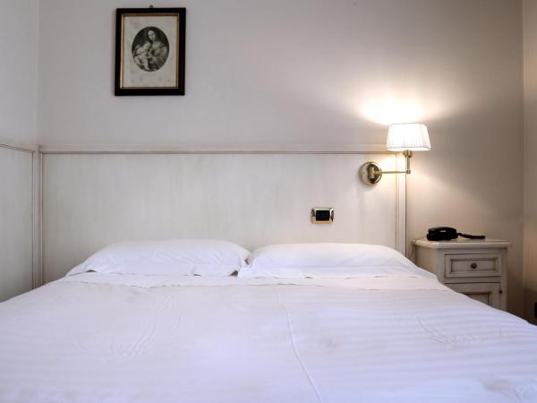 Hotel Astro Mediceo : photo 4 de la chambre chambre double ou lits jumeaux basique