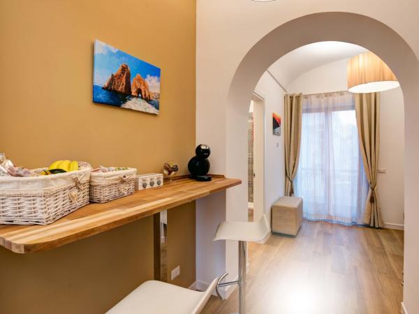 Cuore di Sorrento Suites : photo 5 de la chambre chambre familiale deluxe