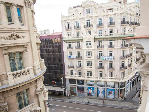 Petit Palace Chueca : photo 5 de la chambre chambre double ou lits jumeaux supérieure avec terrasse