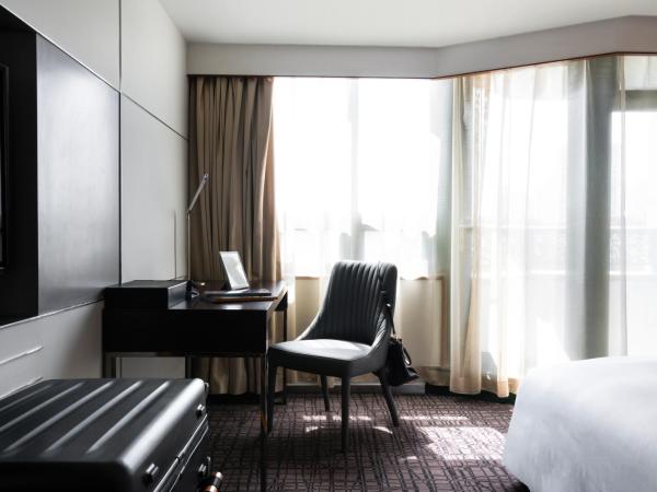 Grand Mercure Shanghai Hongqiao : photo 3 de la chambre chambre lit king-size supérieure