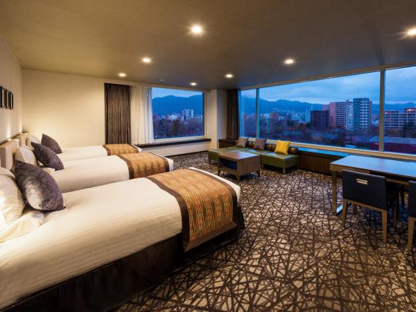 HOTEL MYSTAYS Sapporo Nakajima Park : photo 2 de la chambre grande chambre familiale de luxe - non-fumeurs