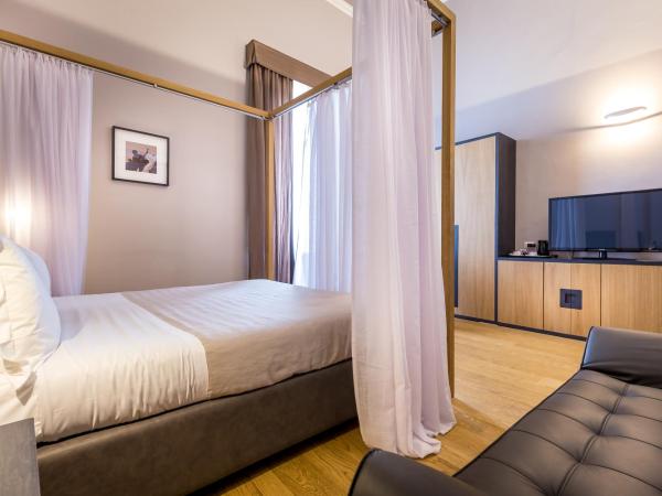 La Torre del Cestello - Residenza d'epoca : photo 5 de la chambre suite junior - vue sur fleuve