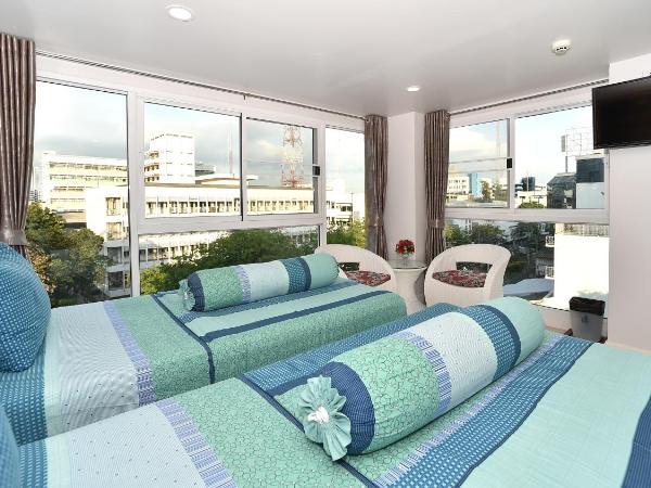 Parvena Hotel Sathorn : photo 2 de la chambre chambre lits jumeaux deluxe