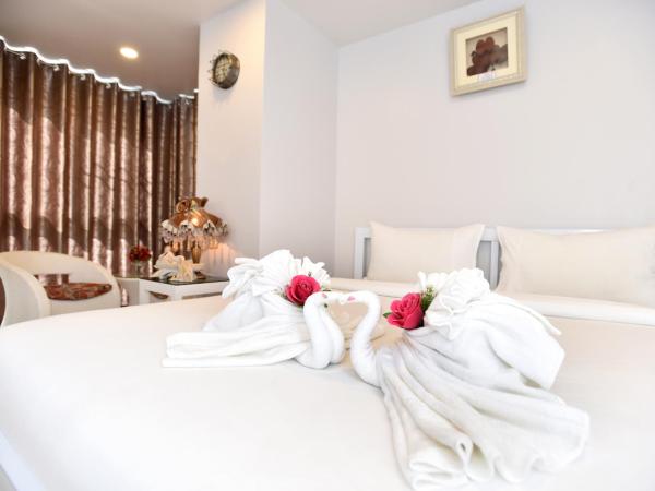 Parvena Hotel Sathorn : photo 10 de la chambre chambre lit king-size suprieure