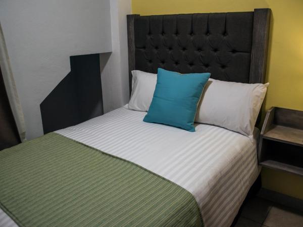 Hotel Casa Aurora : photo 4 de la chambre chambre double standard