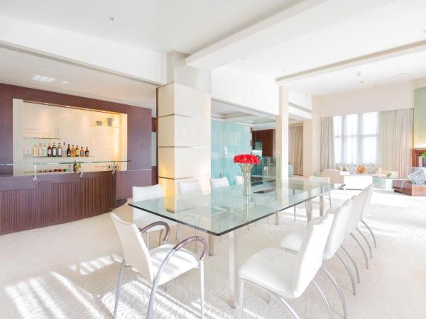 Regal Airport Hotel : photo 3 de la chambre suite présidentielle